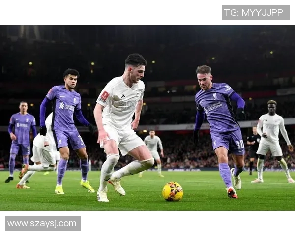 英超精彩对决修咸顿主场迎战阿森纳力争三分展现雄心 英超精彩对决修咸顿主场迎战阿森纳力争三分展现雄心